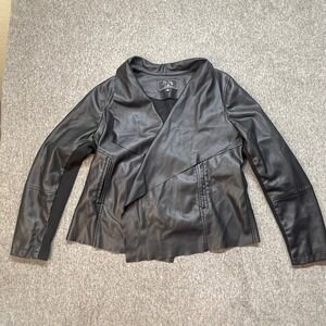 Mo-ka by Santa Fe Apparel Women's Black Faux Leather Drape Front Jacket L